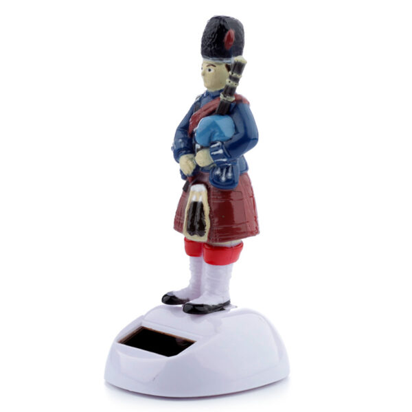 Novelty Scottish Piper Solar Powered Pal - Image 4