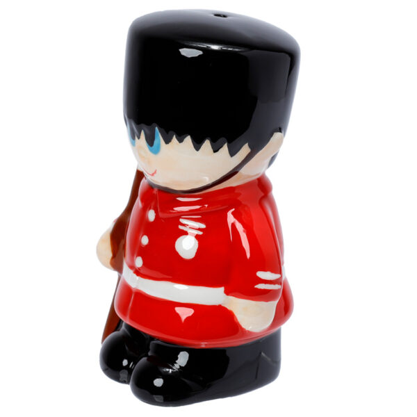 Ceramic Salt & Pepper Set - London Guardsman & Beefeater - Image 8
