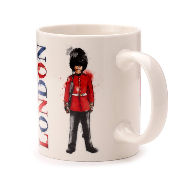 Porcelain Mug - London Tour Guardsman - Image 3