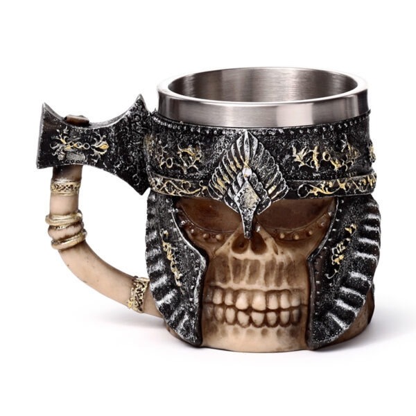 Decorative Tankard - Axe Handle Armoured Skull - Image 2