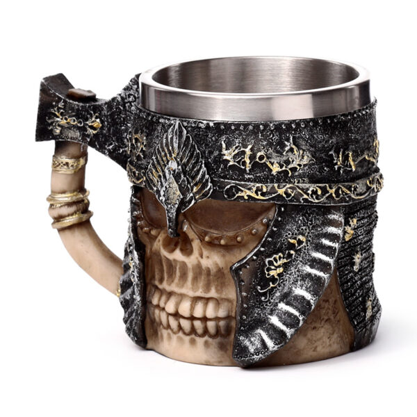 Decorative Tankard - Axe Handle Armoured Skull - Image 3