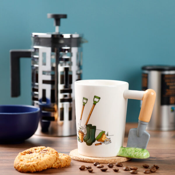 Shaped Handle Ceramic Mug - Garden Trowel - Image 2